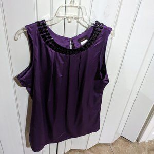 ~NWOT Beautiful blouse.